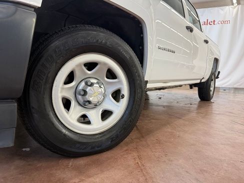 Used 2018 Chevrolet Silverado 1500 W/T w/ Trailering Package image 19