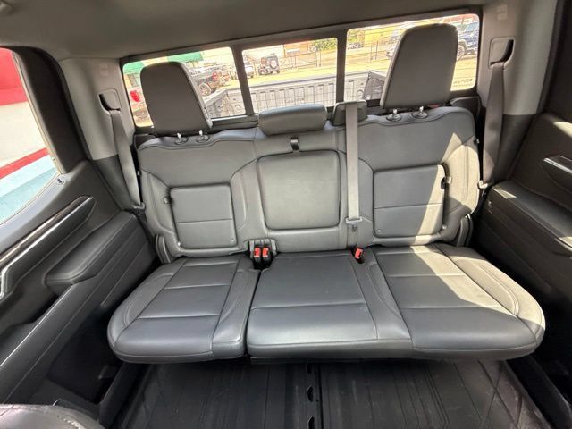 Used 2024 Chevrolet Silverado 1500 LTZ w/ LTZ Convenience Package II AWD/4WD image 15