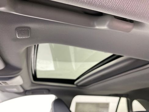 New 2025 Toyota RAV4 XLE w/ Convenience Package image 10