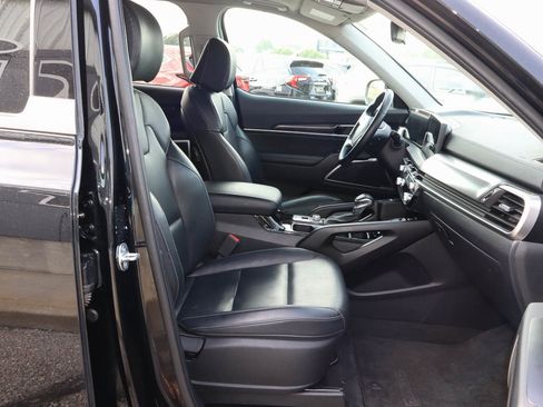 Used 2025 Kia Telluride S AWD/4WD image 28