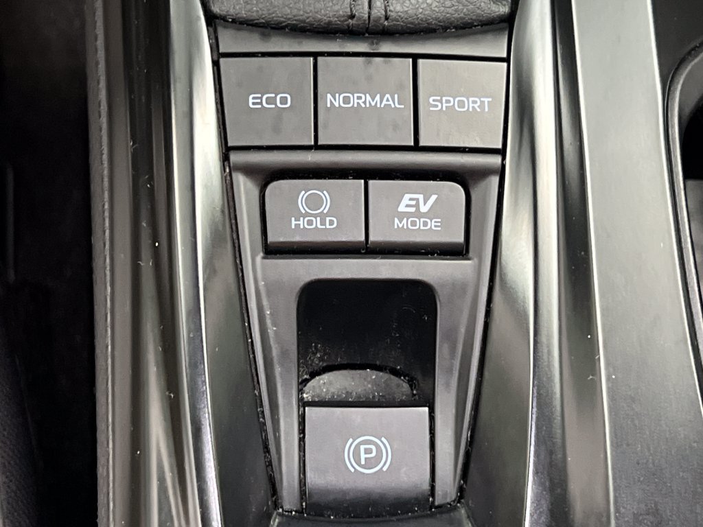 Used 2025 Toyota Camry SE FWD image 49