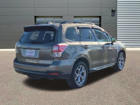 Used 2018 Subaru Forester 2.5i Touring AWD/4WD image 5