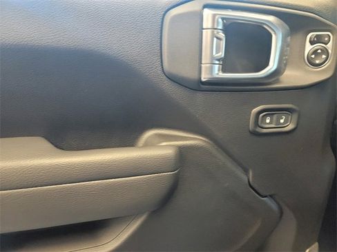 New 2026 Jeep Gladiator Sport image 11