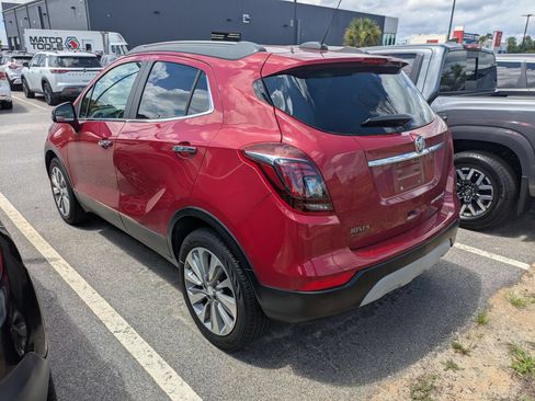 Used 2019 Buick Encore Preferred FWD image 5