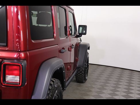 Used 2021 Jeep Wrangler Unlimited Sport image 18