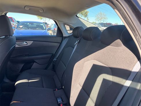 Used 2021 Kia Forte Sedan image 28