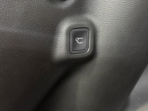 New 2026 Jeep Compass Limited w/ Sun, Sound & Navigation Group image 7