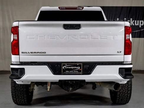 Used 2024 Chevrolet Silverado 2500 LT AWD/4WD image 9