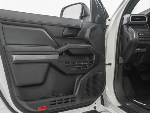 New 2026 Toyota Tacoma SR5 AWD/4WD image 38