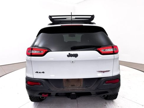 Used 2018 Jeep Cherokee Trailhawk w/ Quick Order Package 27L AWD/4WD image 12