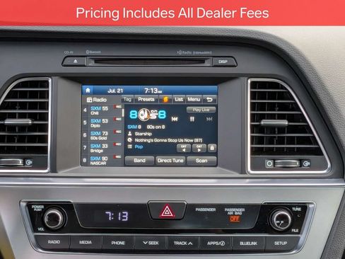 Used 2017 Hyundai Sonata Sport 2.0T FWD image 17