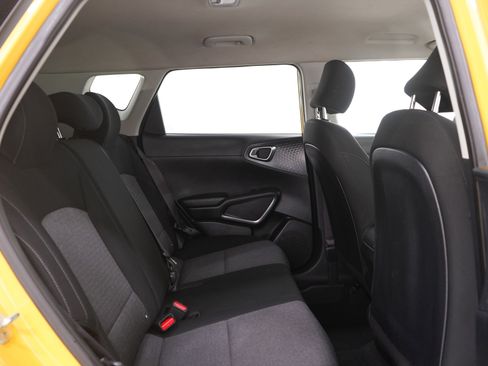 Used 2020 Kia Soul S FWD image 13