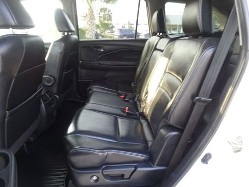 Certified 2019 Honda Pilot EX-L image 9