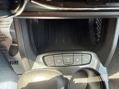 Used 2023 Chevrolet TrailBlazer RS AWD/4WD image 21