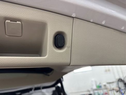 Used 2016 GMC Yukon Denali w/ Open Road Package image 13