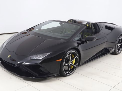Used 2023 Lamborghini Huracan EVO image 34