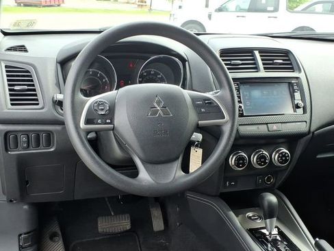 Used 2024 Mitsubishi Outlander Sport AWD image 14