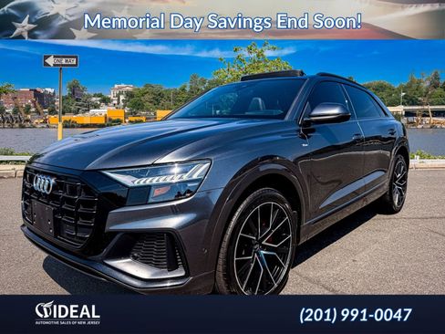 Used 2020 Audi Q8 Prestige w/ Prestige Package AWD/4WD image 3