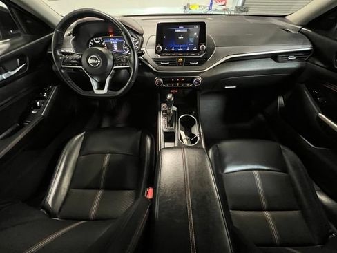 Used 2023 Nissan Altima 2.5 SR FWD image 17