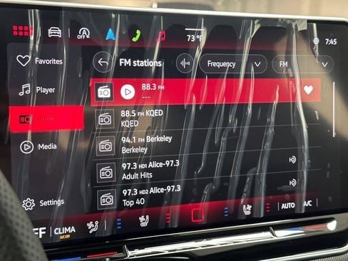 New 2026 Volkswagen GTI SE FWD image 17