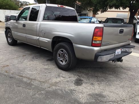 Used 2000 GMC Sierra 1500 2WD Extended Cab w/ Convenience Plus Group image 3