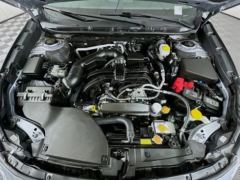 Used 2024 Subaru Outback Premium image 34