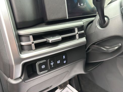 Used 2025 Hyundai Santa Fe XRT image 14