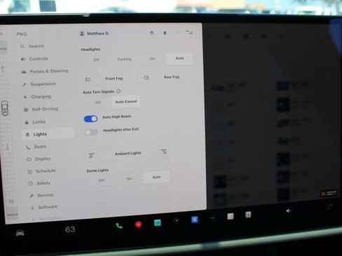 Used 2023 Tesla Model X Plaid image 25