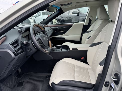 Used 2025 Lexus ES 350 Ultra Luxury image 26