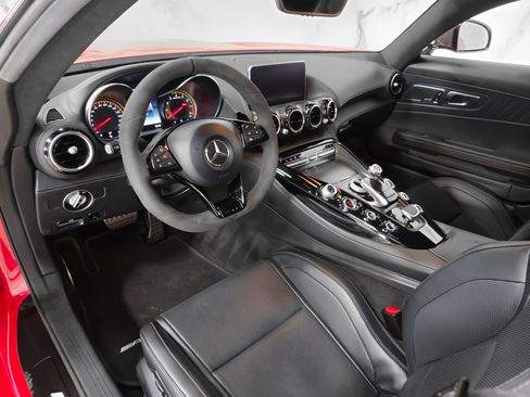 Used 2018 Mercedes-Benz AMG GT C image 12