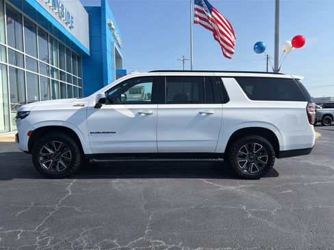 Used 2022 Chevrolet Suburban Z71 AWD/4WD image 5