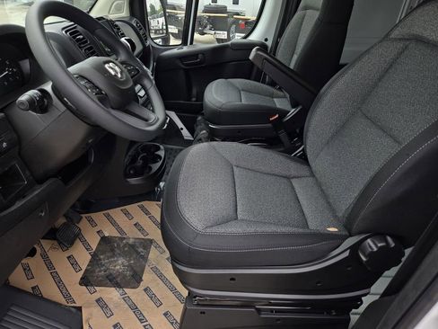 New 2026 RAM ProMaster 2500 w/ Convenience Group FWD image 19