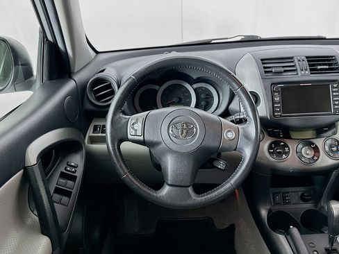 Used 2011 Toyota RAV4 Limited image 17