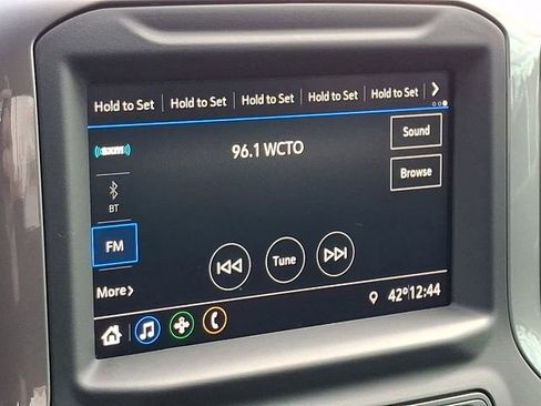 Used 2021 Chevrolet Silverado 1500 Custom Trail Boss w/ LPO, Dark Essentials Package image 17