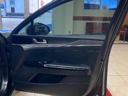 Used 2021 Kia K5 LXS image 14