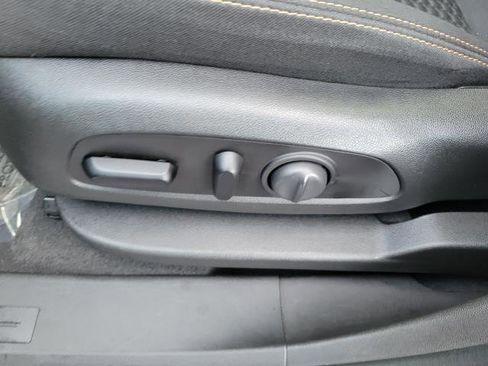 Used 2021 GMC Terrain SLE w/ Driver Convenience Package image 21