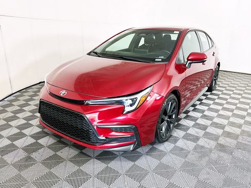 Used 2023 Toyota Corolla SE FWD image 7