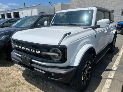 Certified 2024 Ford Bronco Outer Banks AWD/4WD image 2