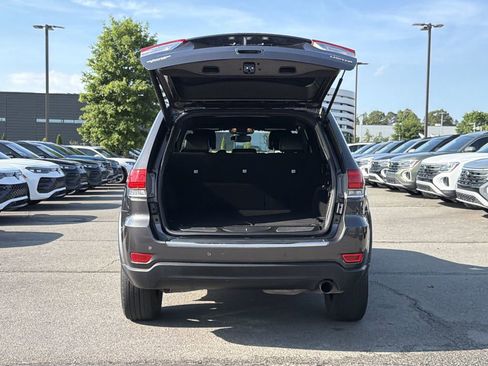 Used 2019 Jeep Grand Cherokee Limited RWD image 14