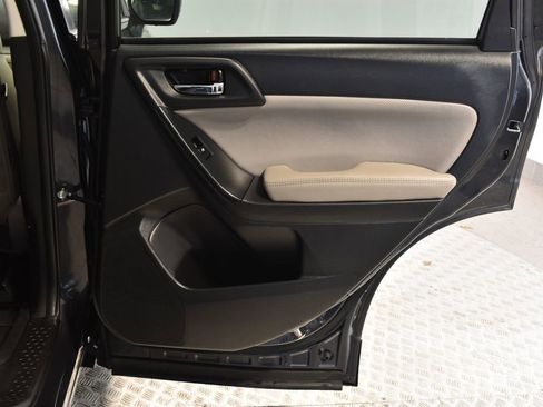 Used 2015 Subaru Forester 2.5i Limited w/ Protection Package #2 image 30