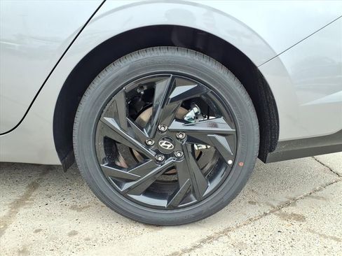 New 2026 Hyundai Elantra SEL Sport image 14