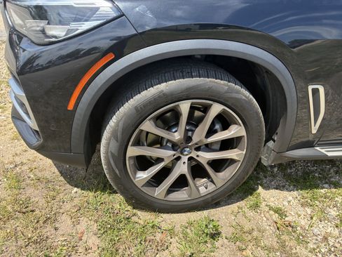 Used 2023 BMW X5 sDrive40i w/ Premium Package RWD image 5
