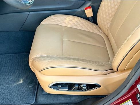 Used 2025 Jeep Grand Cherokee Summit image 19