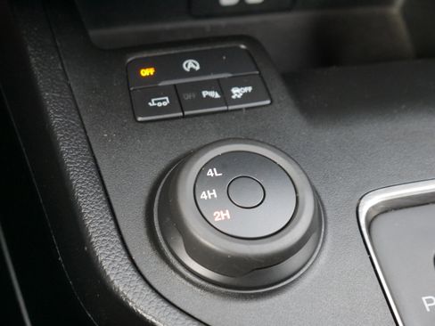 Certified 2019 Ford Ranger Lariat w/ Equipment Group 501A Mid image 15