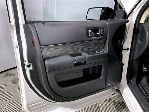 Used 2017 Ford Flex SEL w/ Equipment Group 202A image 18