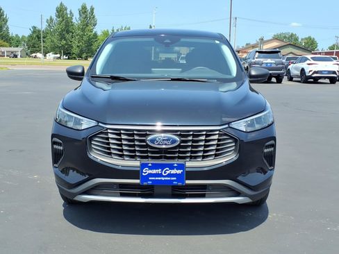 Used 2023 Ford Escape Active w/ Tech Pack #1 AWD/4WD image 9