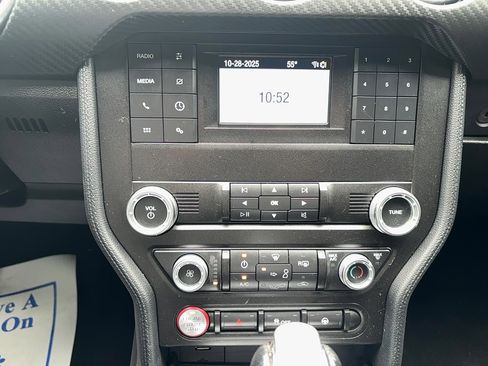 Used 2019 Ford Mustang Coupe image 20