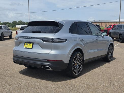 Used 2020 Porsche Cayenne AWD/4WD image 5