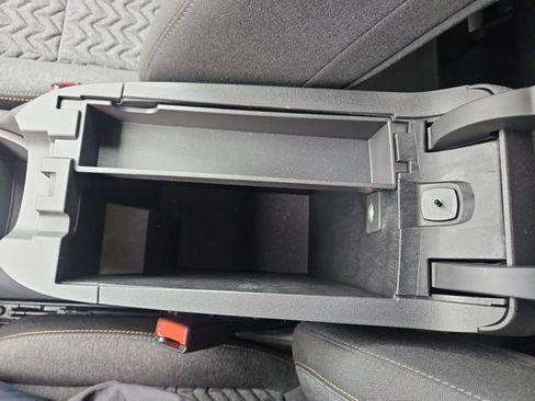 Used 2024 Chevrolet Equinox LT image 25