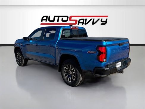 Used 2024 Chevrolet Colorado Z71 w/ Z71 Convenience Package 2 image 5